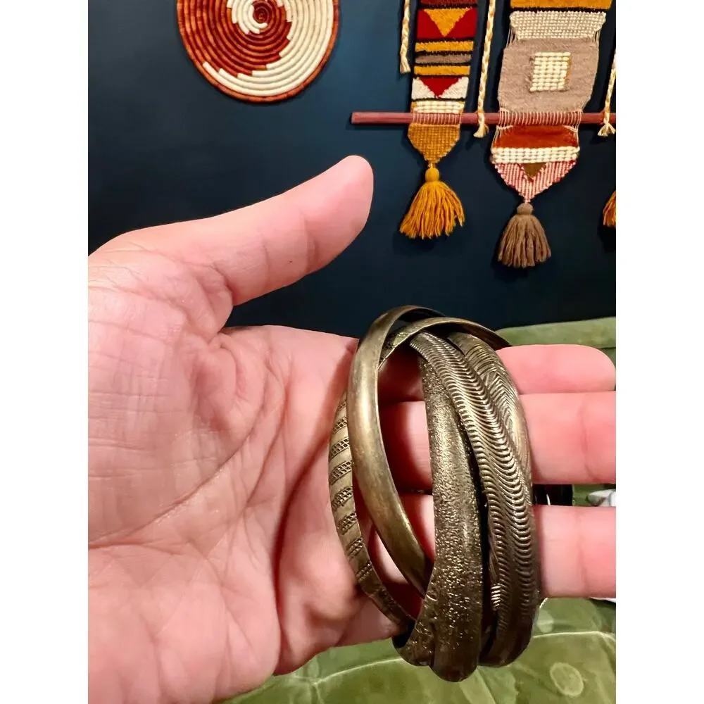 Antiqued Bronze Interlocking Textured Bangle Bracelet Set